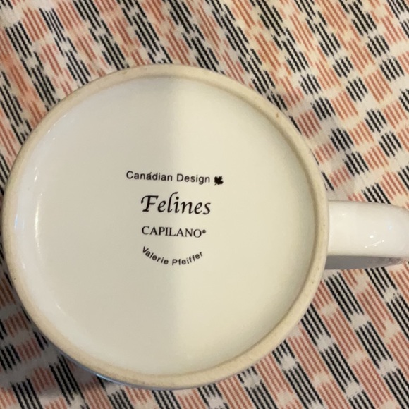 Felines - Picture 3 of 4